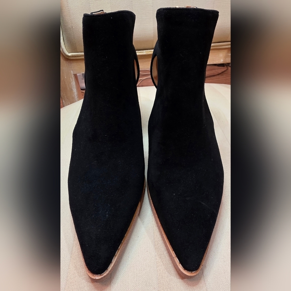 NEW BELLE & BLOOM | MIDNIGHT SPECIAL | BLACK SUEDE ANKLE BOOTS | SIZE 9 - Picture 4 of 6